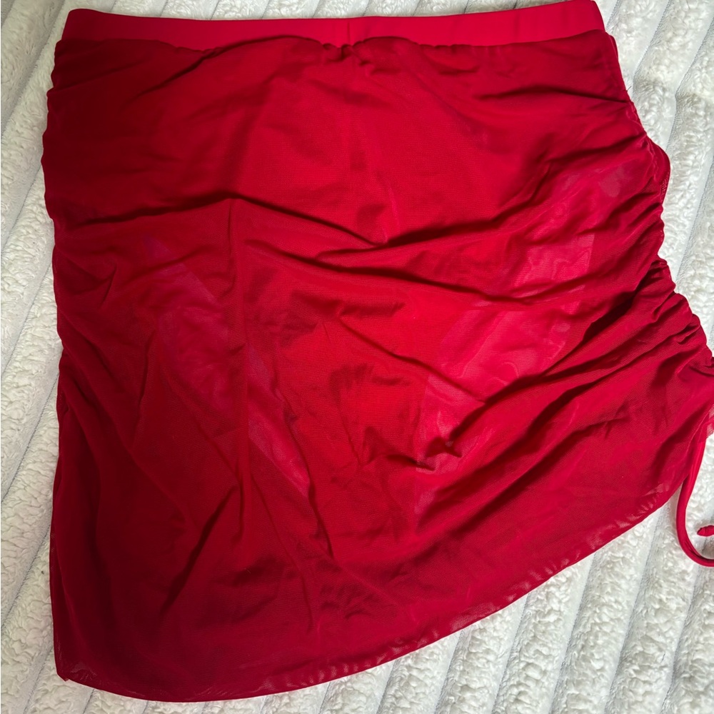 Chic Halter Red Bikini Set - Picture 12 of 14